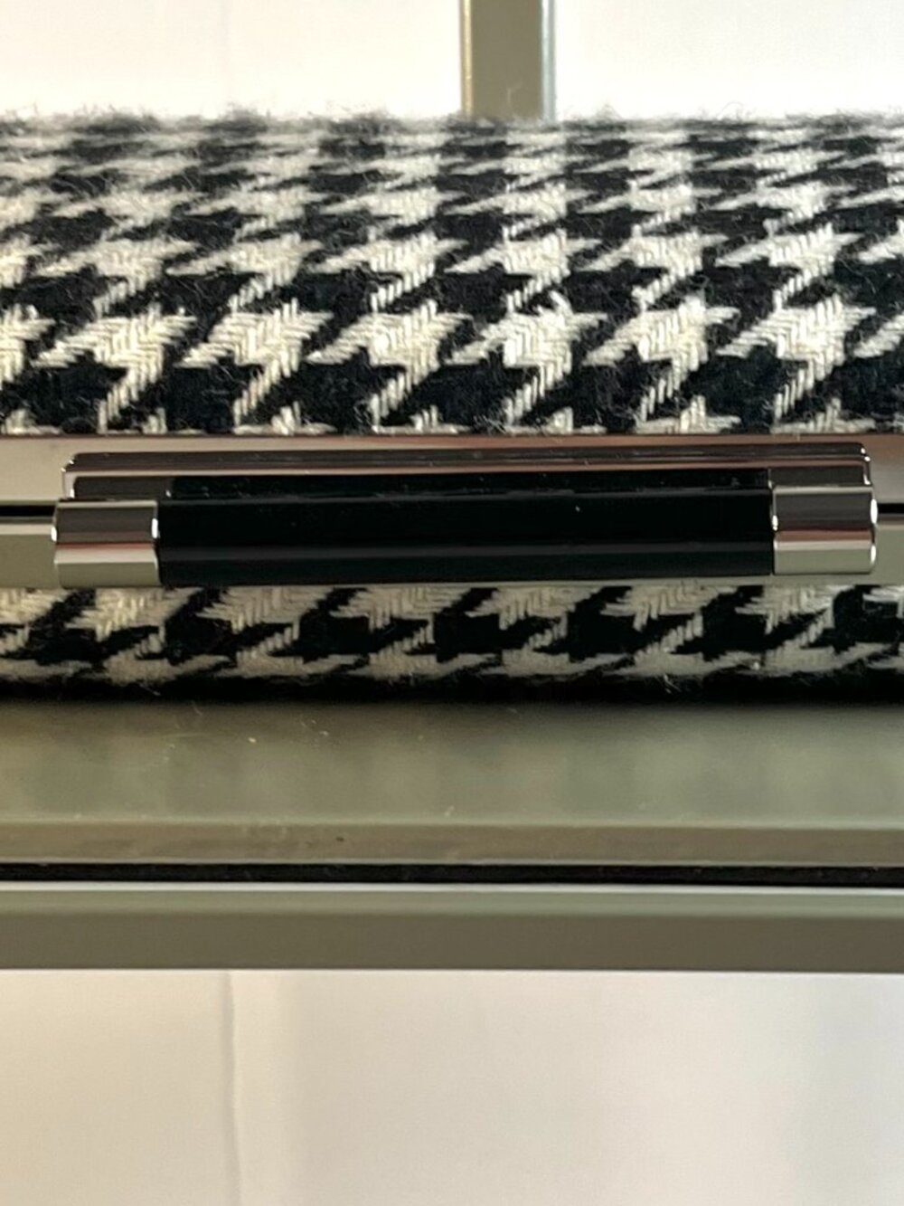 NWT 🖤 Kate Landry Houndstooth Evening Clutch – Classic Black & White Elegance - Picture 4 of 16
